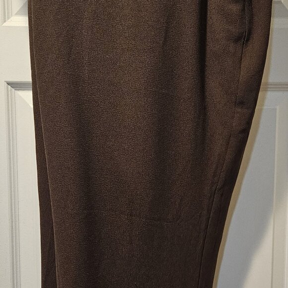 Women's plus size brown pant suit with matching blazer, 32W - Picture 2 of 2